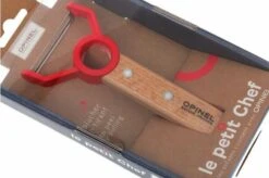 Opinel Peeler 'Le Petit Chef' 9 Opinel Peeler 'Le Petit Chef' -Knives and Tools OPT001745 04 opinel dunschiller le petit chef opt001745 d4 1